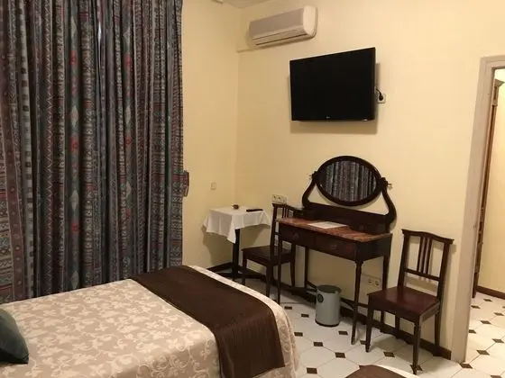 Standard Tek Büyük veya İki Ayrı Yataklı Oda