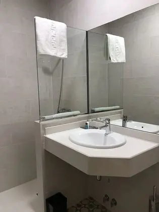 Standard Tek Büyük veya İki Ayrı Yataklı Oda