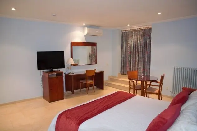 Superior Tek Büyük veya İki Ayrı Yataklı Oda