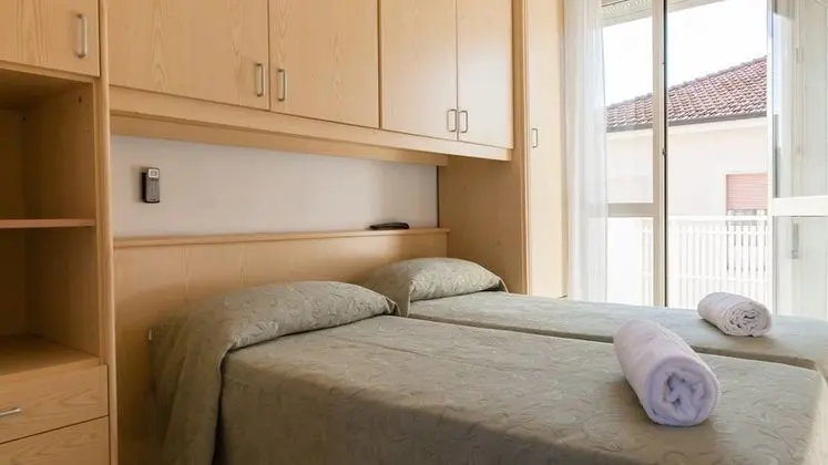 Basic Tek Büyük veya İki Ayrı Yataklı Oda, 1 Yatak Odası, Balkon