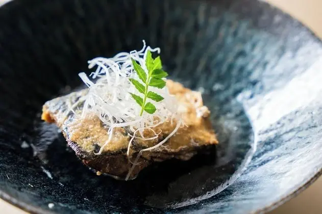 Traditional Oda, Sigara İçilmez, Bahçe Manzaralı (Japanese Sugao)