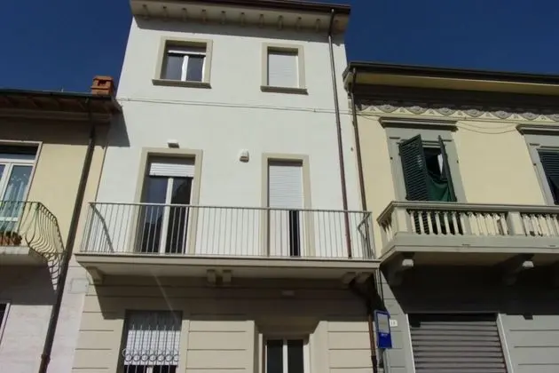 Family Apart Daire, 1 En Büyük (King) Boy Yatak ve Çekyat (Suite 1 Ondina Viareggio 200mt from)