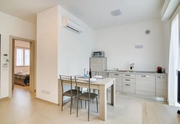 Family Apart Daire, 1 En Büyük (King) Boy Yatak ve Çekyat (Suite 3 Ondina Viareggio 200m from)