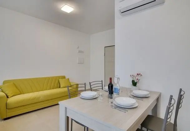 Family Apart Daire, 1 En Büyük (King) Boy Yatak ve Çekyat (Suite 3 Ondina Viareggio 200m from)