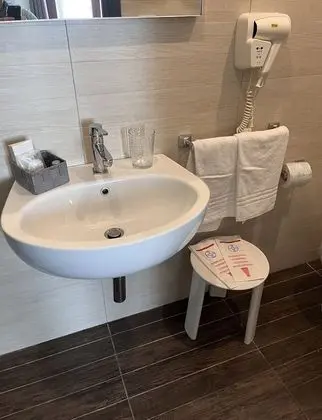 Classic Tek Büyük Yataklı Oda