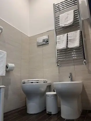 Classic Tek Büyük Yataklı Oda