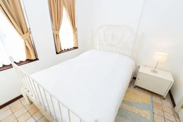 Apart Oda, Havuz Manzaralı, Balkonlu