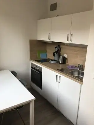 Junior Apart Daire, Avlu Manzaralı