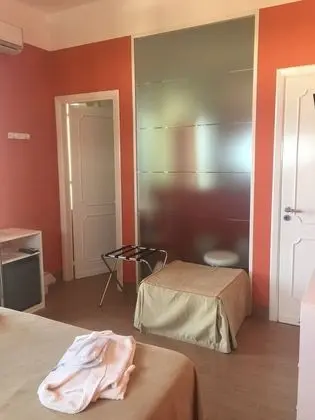 Tek Büyük Yataklı Oda, Balkon, Deniz Manzaralı