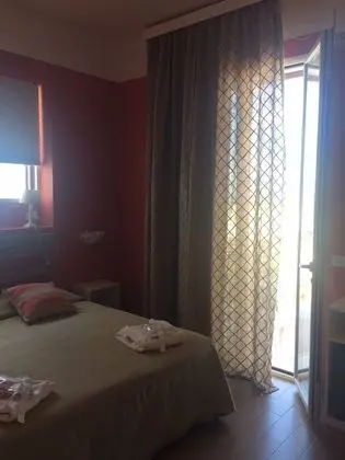 Tek Büyük Yataklı Oda, Balkon, Deniz Manzaralı