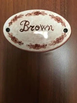 Basic Üç Kişilik Oda (Brown)