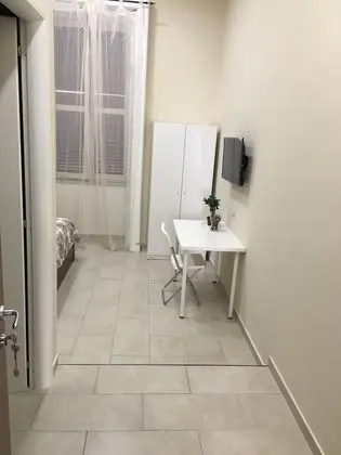 Basic Üç Kişilik Oda (Brown)