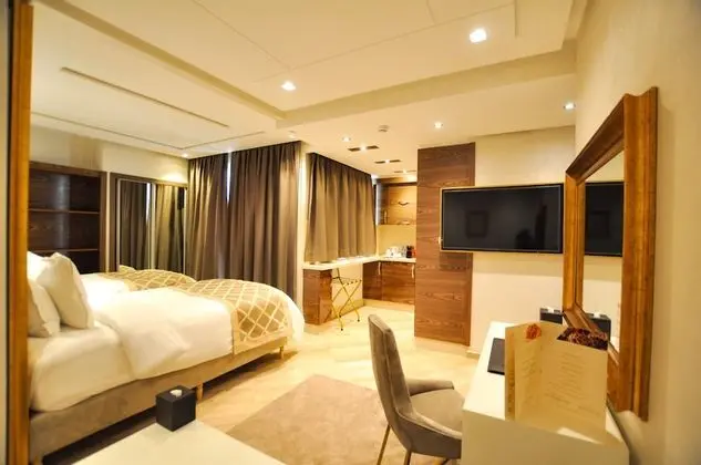 Standard Junior Suite Twin