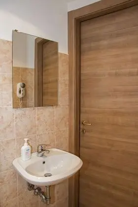 Tek Büyük Yataklı Oda, 1 Çift Kişilik Yatak, Banyolu/Duşlu