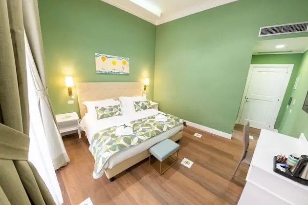 Comfort Tek Büyük Yataklı Oda