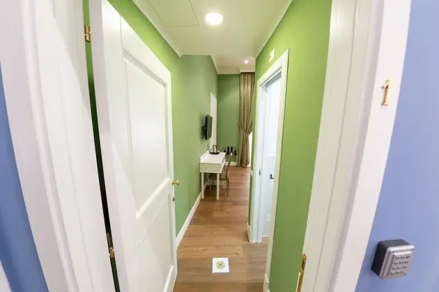 Comfort Tek Büyük Yataklı Oda