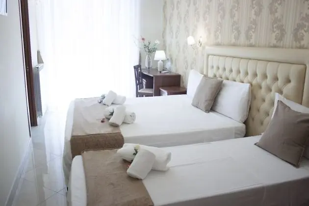Deluxe Tek Büyük veya İki Ayrı Yataklı Oda