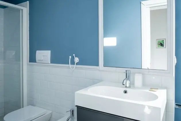 Basic Tek Büyük Yataklı Oda