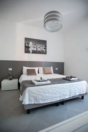 Deluxe Tek Büyük veya İki Ayrı Yataklı Oda