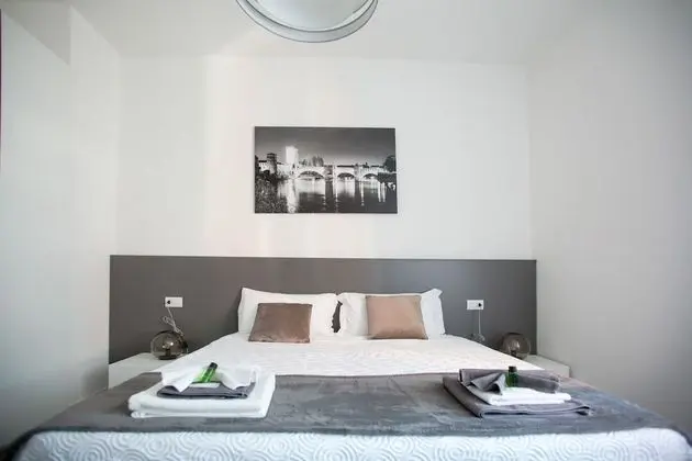 Deluxe Tek Büyük veya İki Ayrı Yataklı Oda