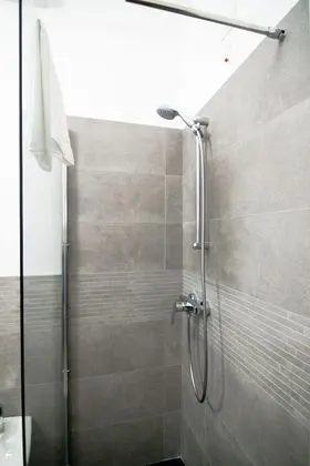 Tek Büyük veya İki Ayrı Yataklı Oda, Şehir Manzaralı