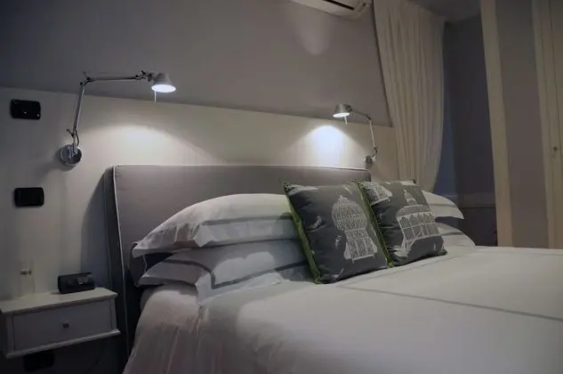 Junior Süit, 1 Büyük (Queen) Boy Yatak, Sigara İçilmez, Banyolu/Duşlu