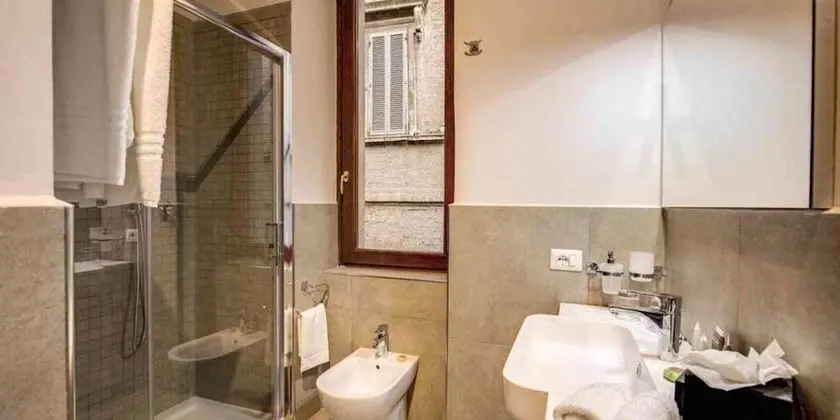 Apart Daire, 2 Yatak Odası, Sigara İçilmez