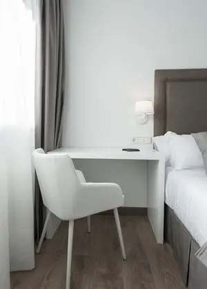 Superior Tek Büyük Yataklı Oda (La Magdalena)