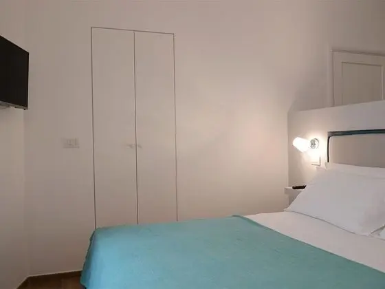 Tek Büyük Yataklı Oda, Balkon