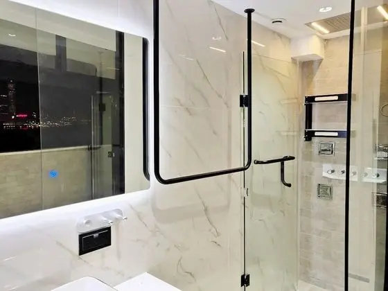 Premium Tek Büyük Yataklı Oda, Balkon, Deniz Manzaralı