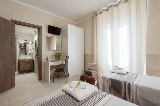 Tek Büyük Yataklı Oda