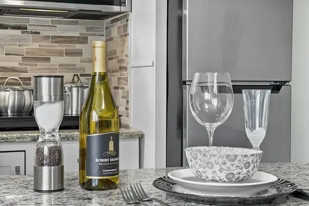 Daire (Suite at House of L)