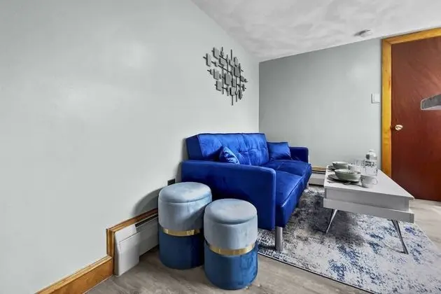 Daire (Suite at House of L)