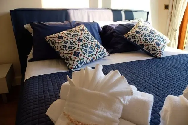 Deluxe Tek Büyük Yataklı Oda, Deniz Manzaralı