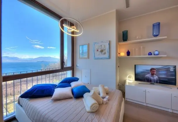 Honeymoon Stüdyo, 1 Çift Kişilik Yatak ve Çekyat, Göl Manzaralı, Bahçeli (Suite on The Lake)