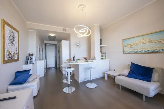 Honeymoon Stüdyo, 1 Çift Kişilik Yatak ve Çekyat, Göl Manzaralı, Bahçeli (Suite on The Lake)