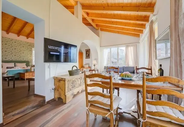 Family Apart Daire, 2 Çift Kişilik Yatak, 2 Banyolu, Bahçeli (Suite Lavanda Primavera)