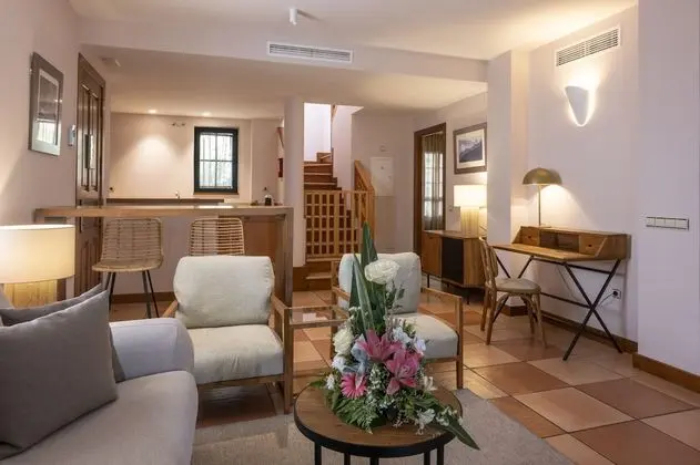 Villa, 3 Yatak Odası, Kişiye Özel Havuzlu