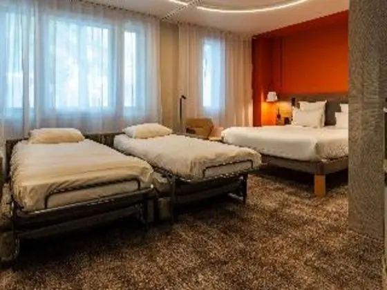 SUITE