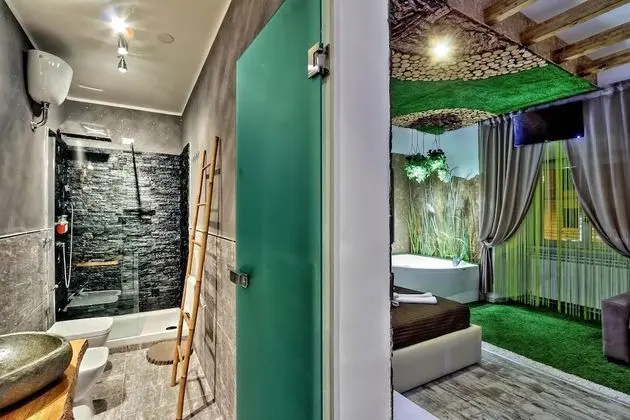 Süit, Jakuzi (King)