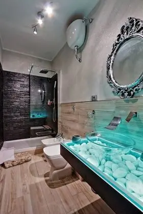 Superior Süit, Sıcak Su Havuzu