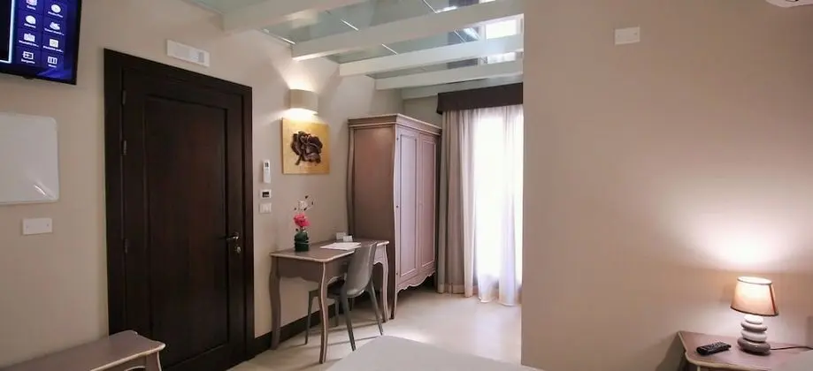 Economy Tek Büyük Yataklı Oda (French bed )