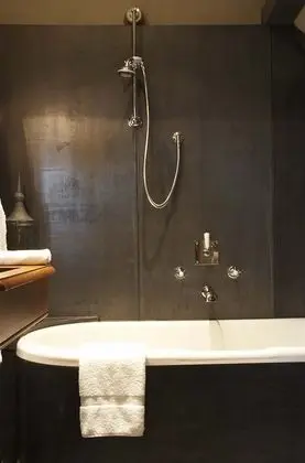 Deluxe Tek Büyük Yataklı Oda, 1 Büyük (Queen) Boy Yatak