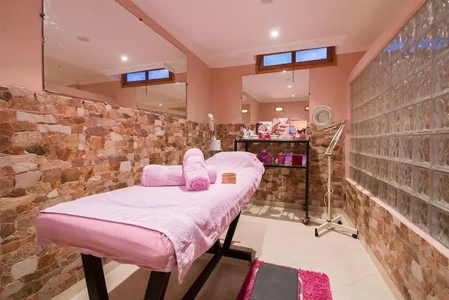 Oda, 1 Yatak Odası, Sauna