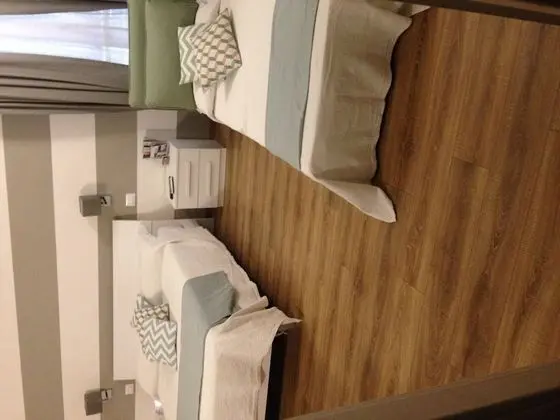 Exclusive Tek Büyük Yataklı Oda