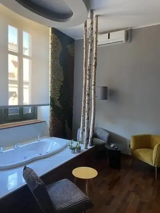 Exclusive Stüdyo Süit