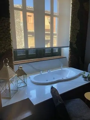 Exclusive Stüdyo Süit