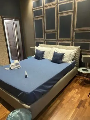 Exclusive Tek Büyük Yataklı Oda