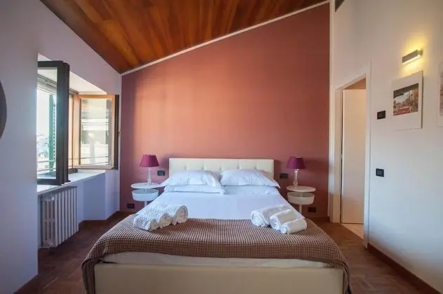 Tek Büyük Yataklı Oda (1)