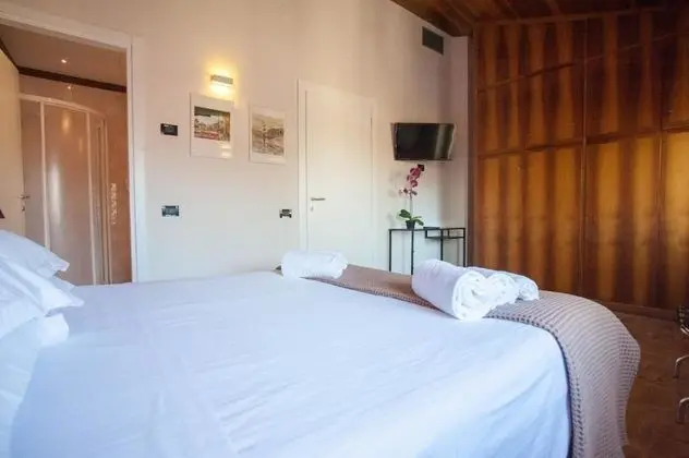 Tek Büyük Yataklı Oda (1)